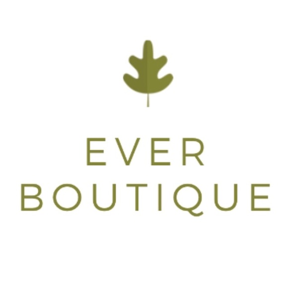 Celeste Dangling Earrings - Picture 3 of 3